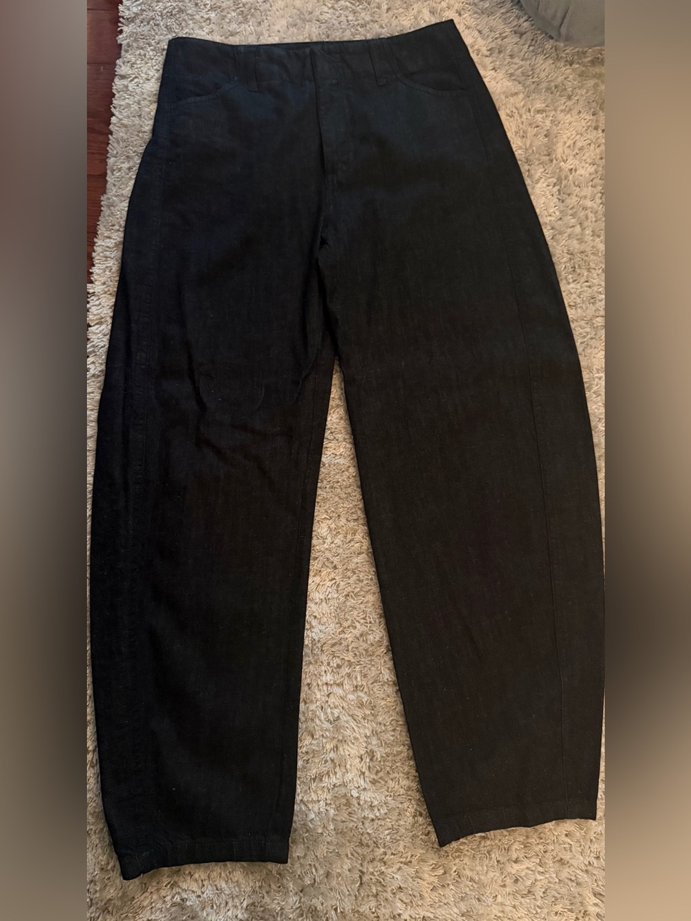 Zara Navy blue Barrel Jeans! Like new unwornโจ